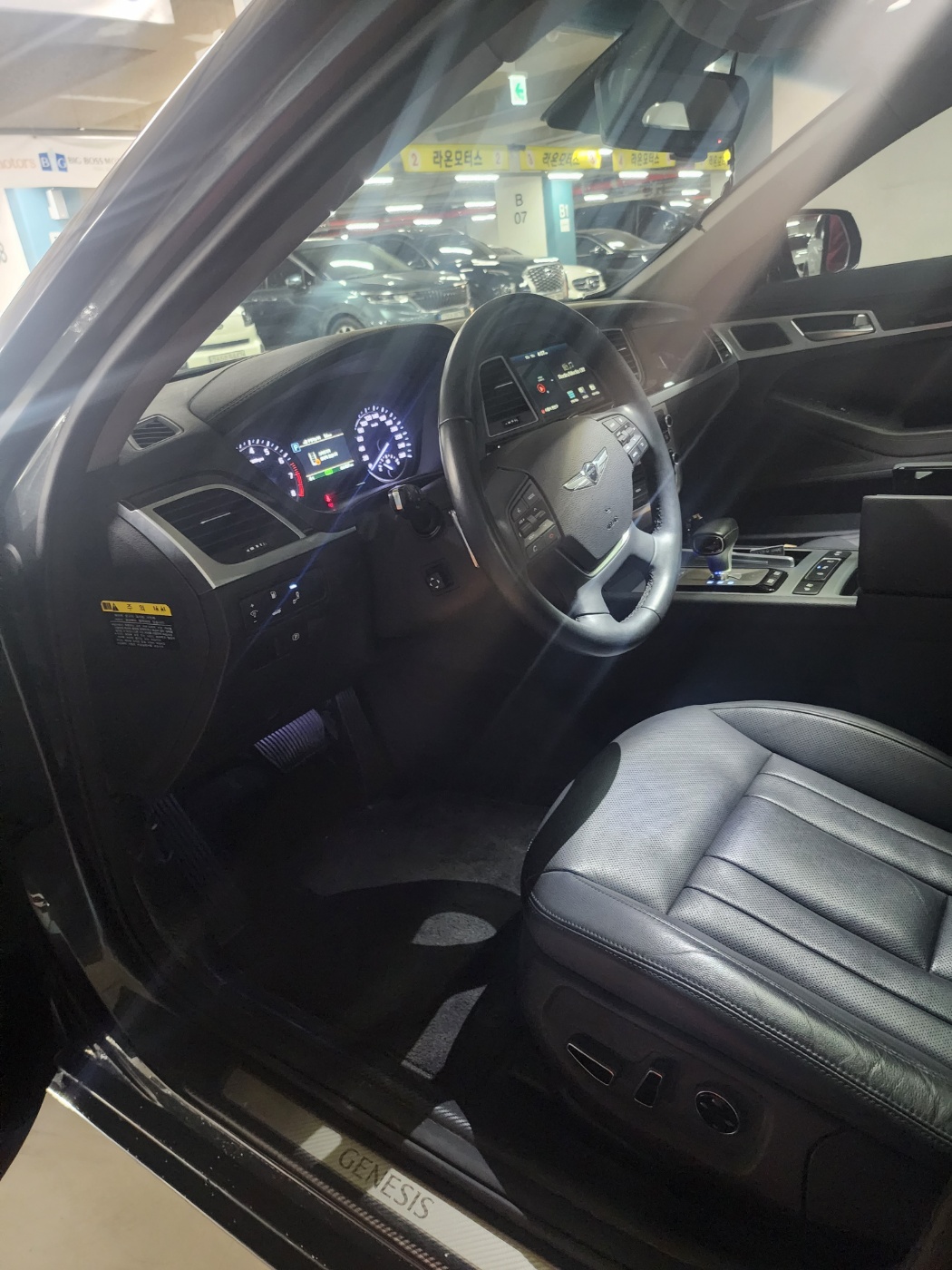 7fy71klnm053276083.jpg