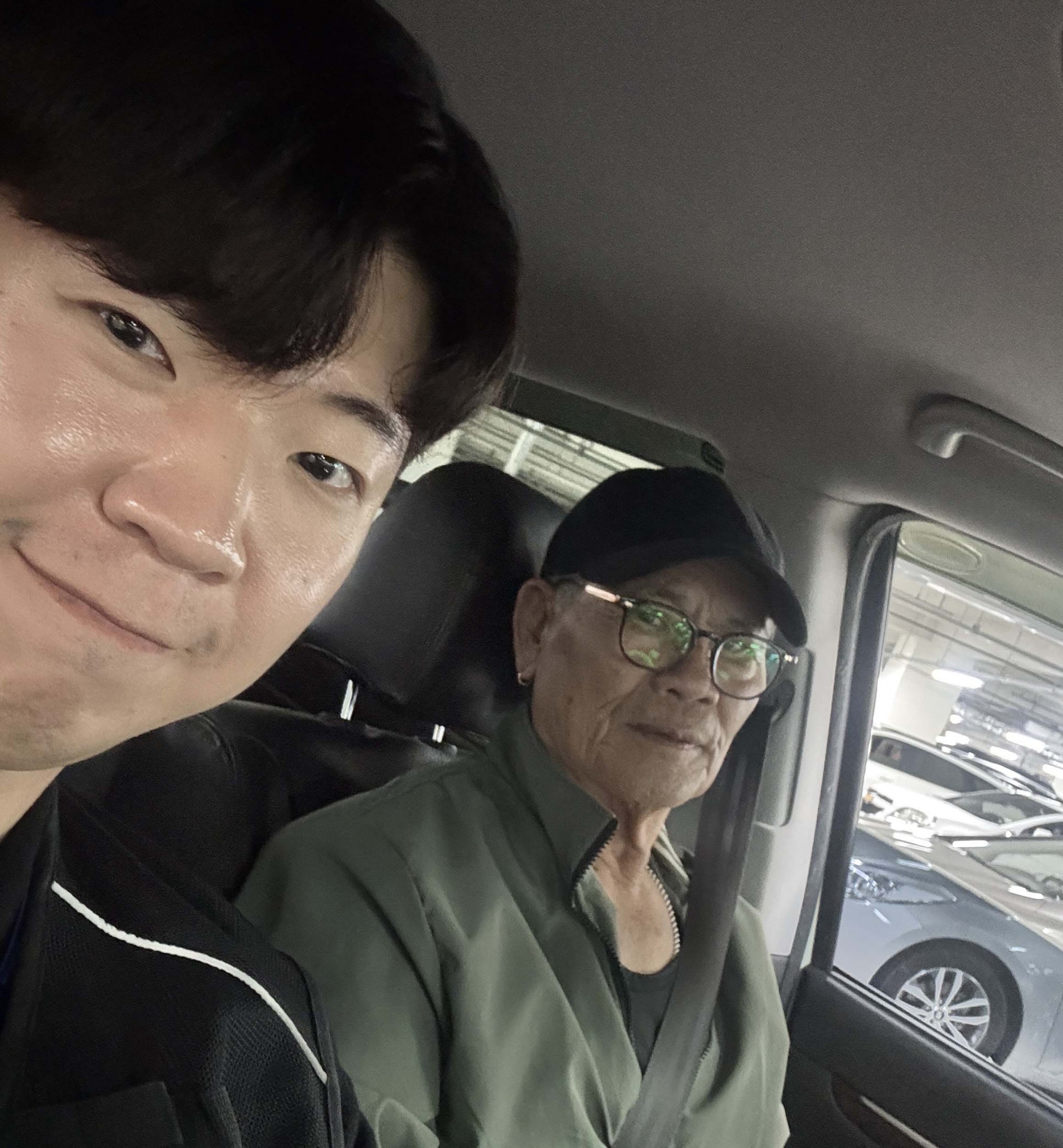 짐 적재를 고려해 결정한 싼타페 중고 이야기