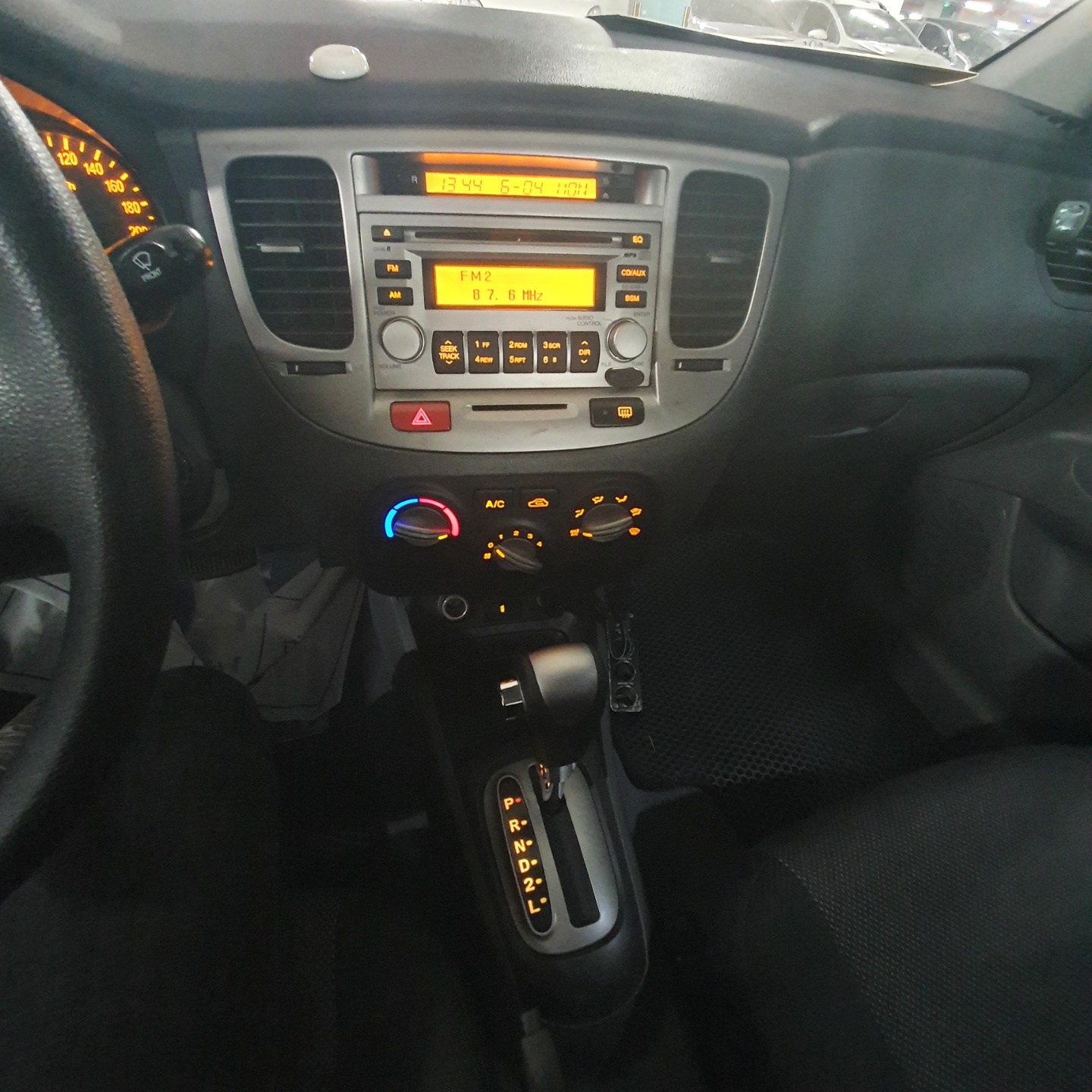 6dadb5pkubvo590182.jpg