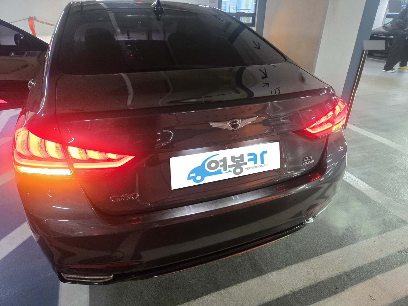 48zokv8pr842129855.jpg