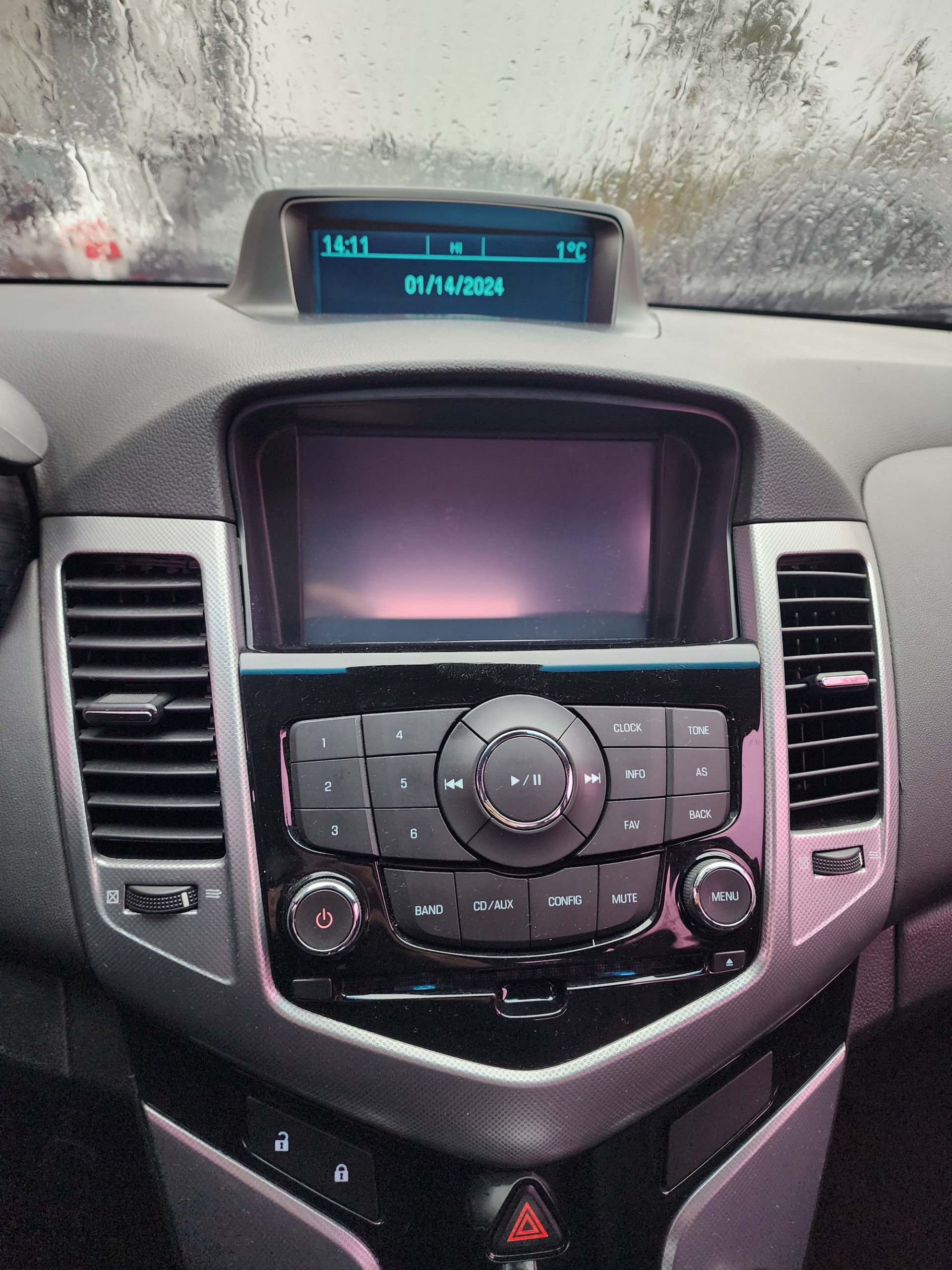 swc27en51z0389132.jpg