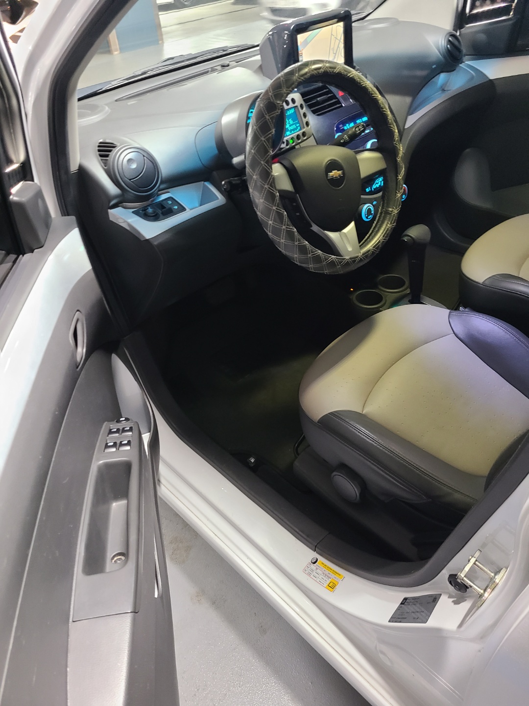 364qm3sb1o71.jpg