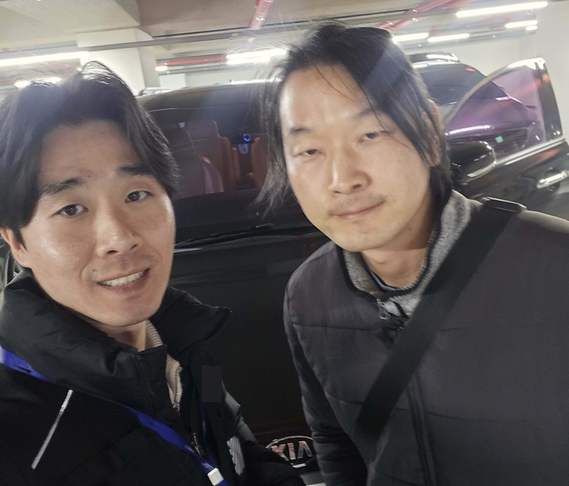 출퇴근용 추가 차량으로 선택한 수원 카니발 중고 상담 후기