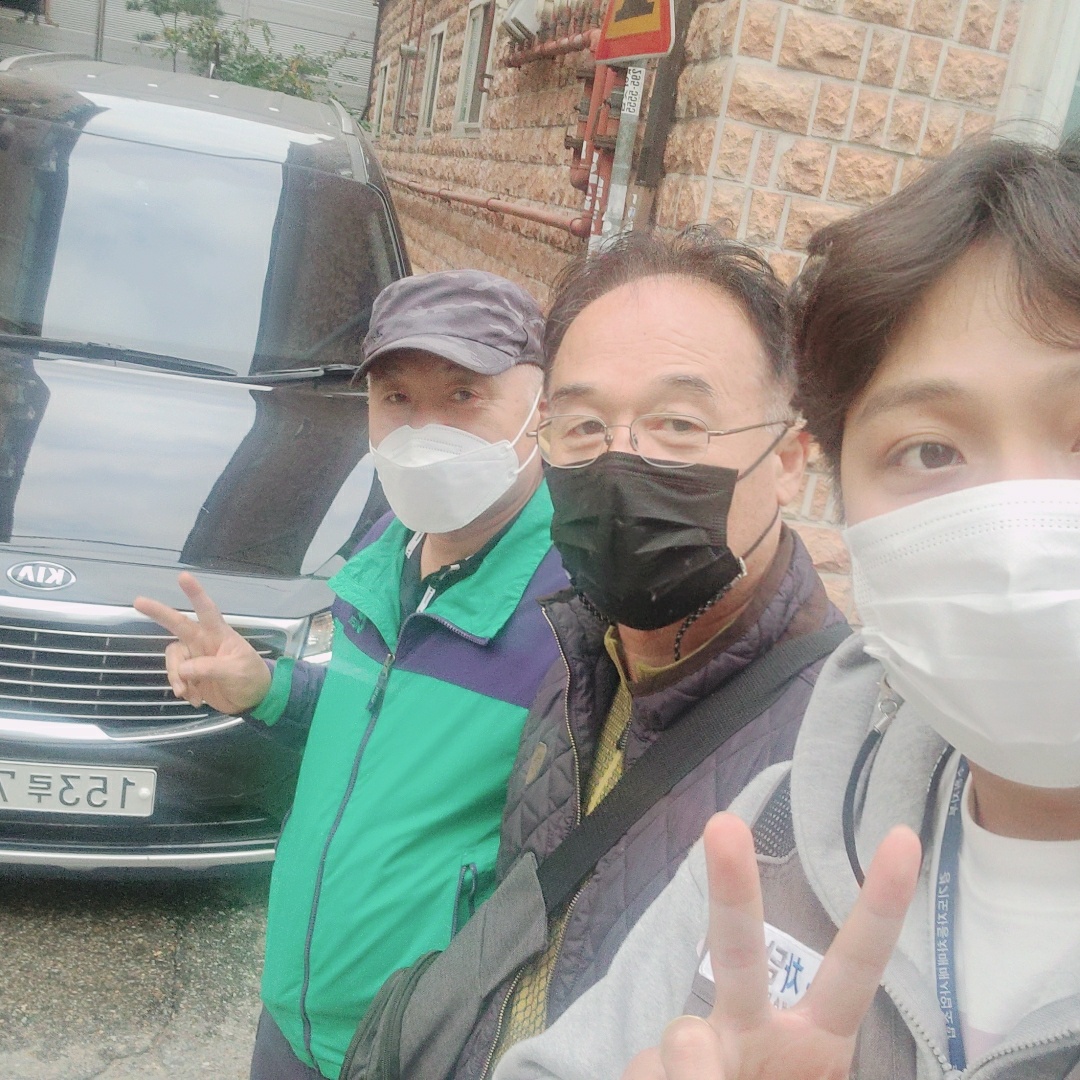 가족과 안전하게 함께할 수 있는 올뉴카니발 중고차 거래 후기