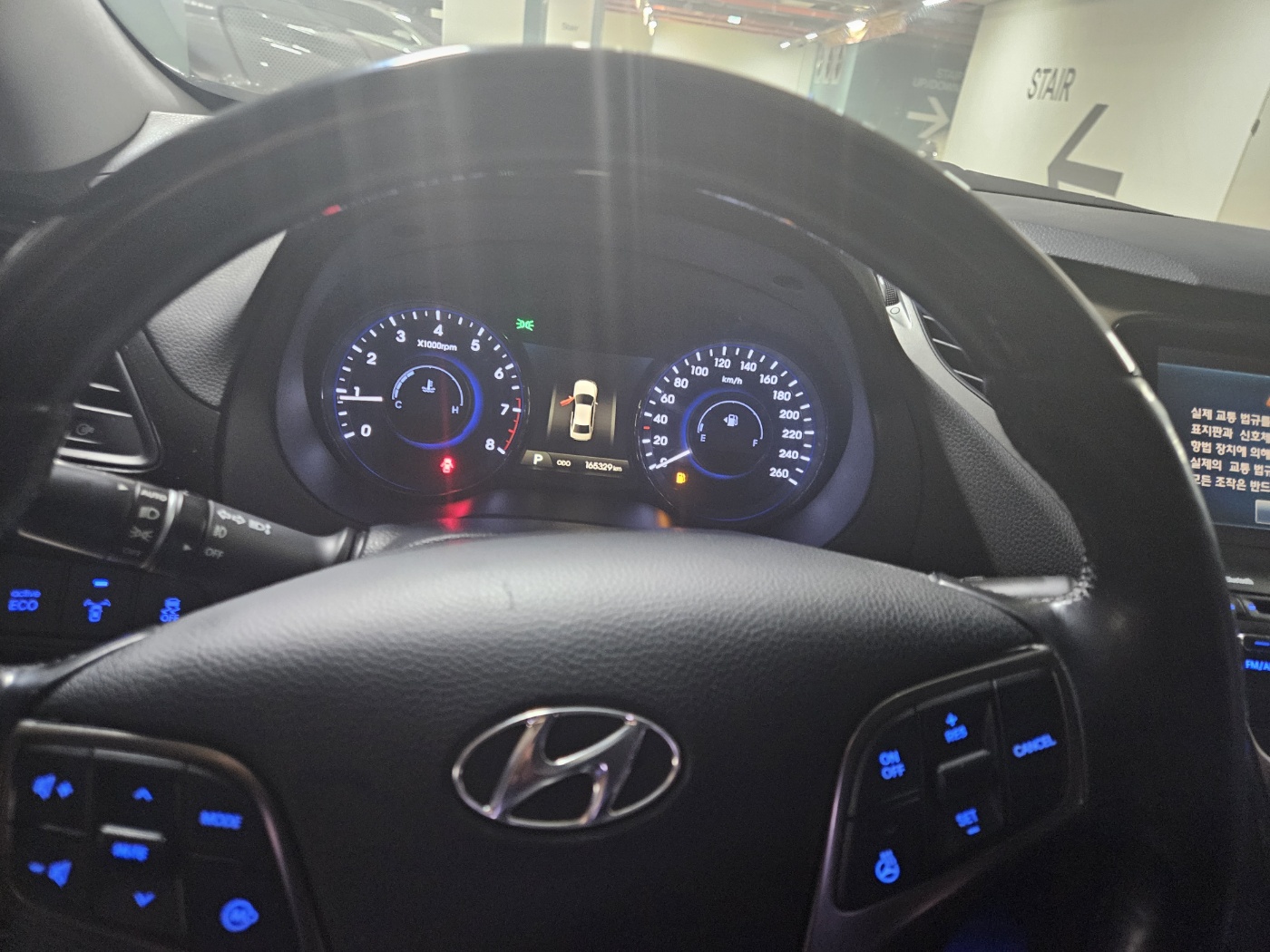 1y3b35uilx9z674392.jpg