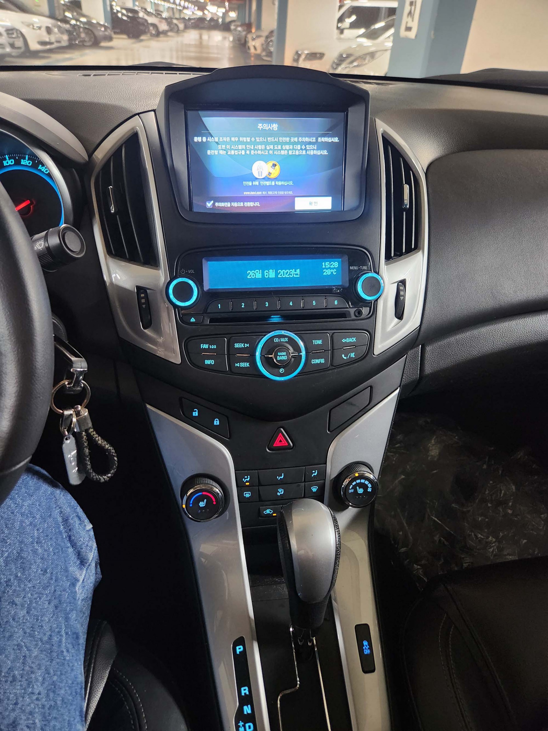 2gsuz6joob2v817791.jpg