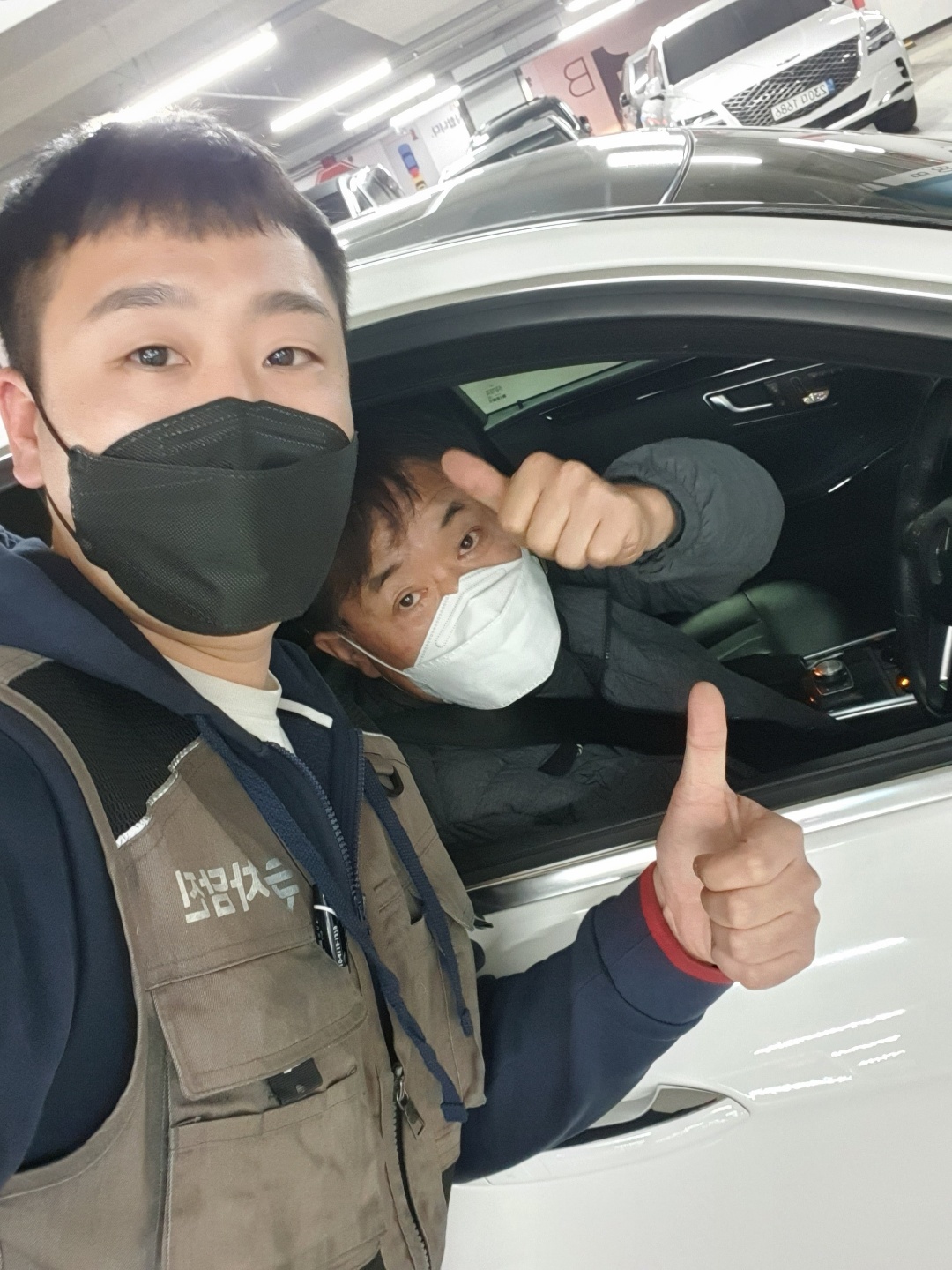 디자인과 상태 좋은 13년식 벤츠 E220 중고차 거래 후기