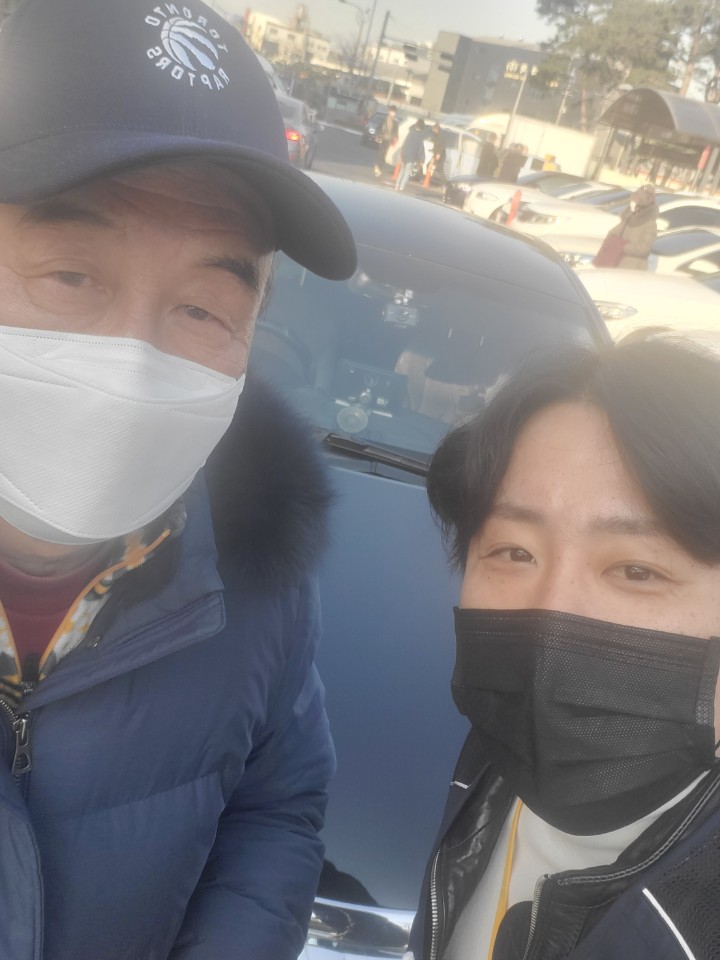 안전하고 금액 마음에 들어 선택한  YF쏘나타 중고차 거래 후기