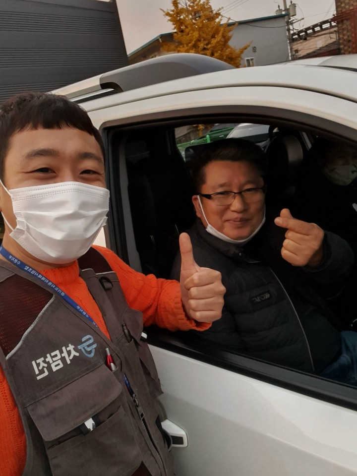 안정적인 주행력과 승차감으로 감동주는 기아 모하비 중고차 거래 후기