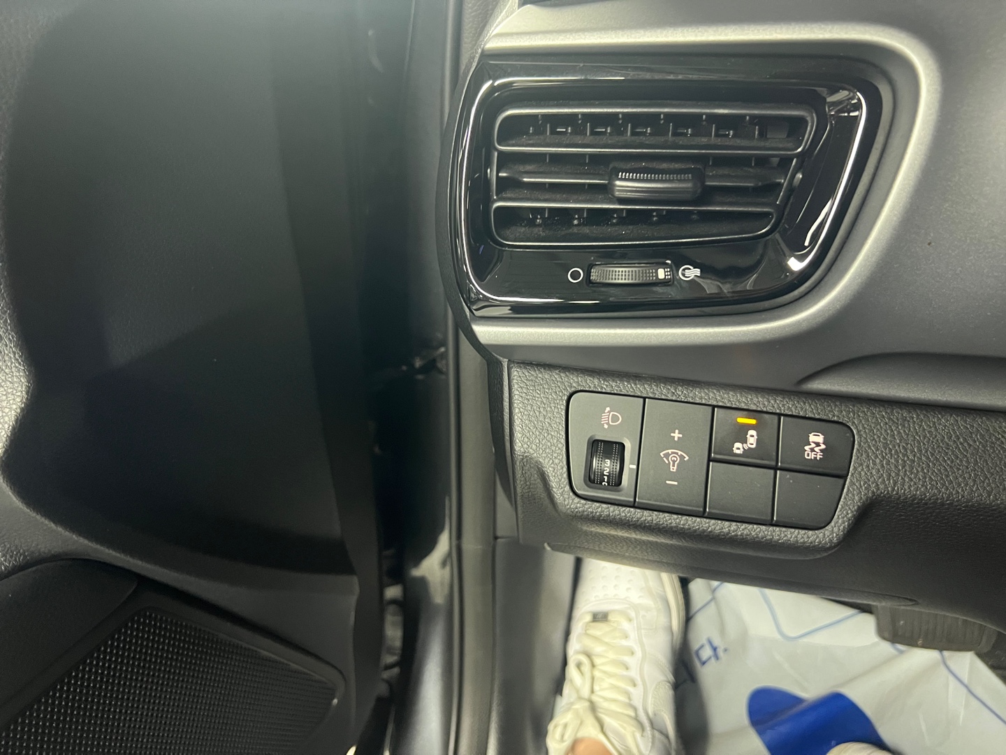 45y4fbt5v8bb690899.jpg