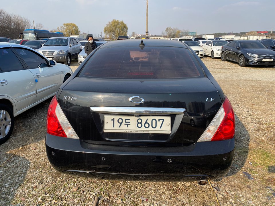 1885k05u9xmp.jpg