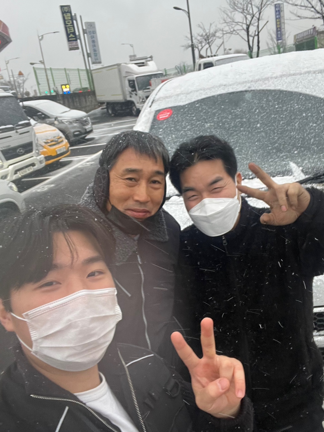 12인승 그랜드스타렉스 중고차 지인 믿고 방문한 곳에서!