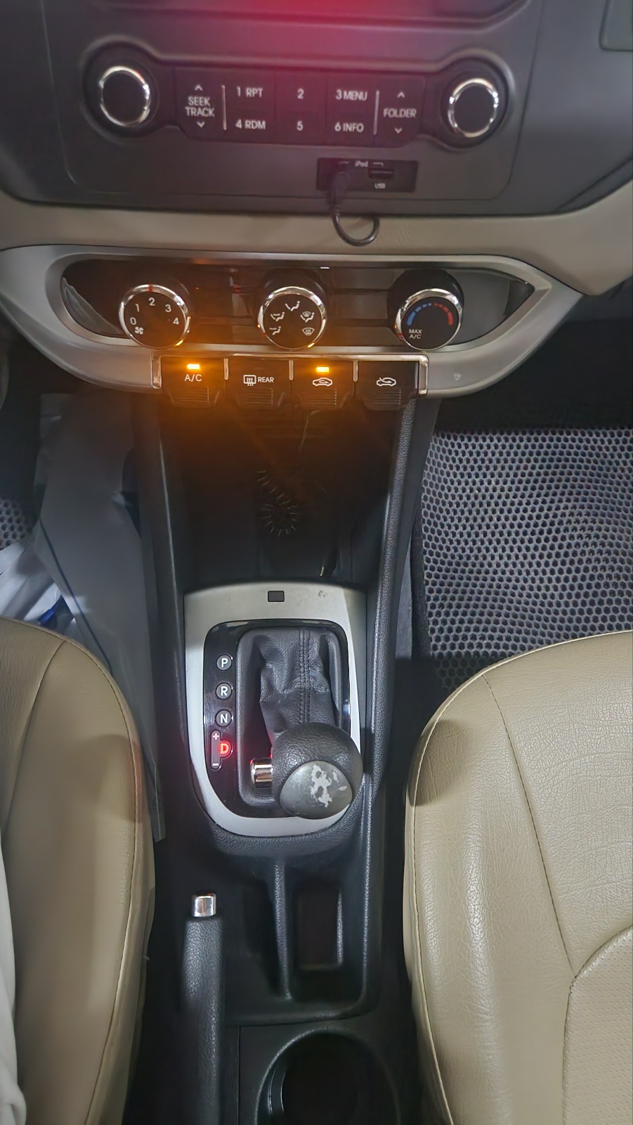 370cf9vv109f.jpg