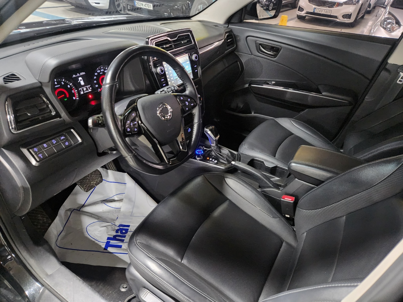 680q7yne891s431814.jpg